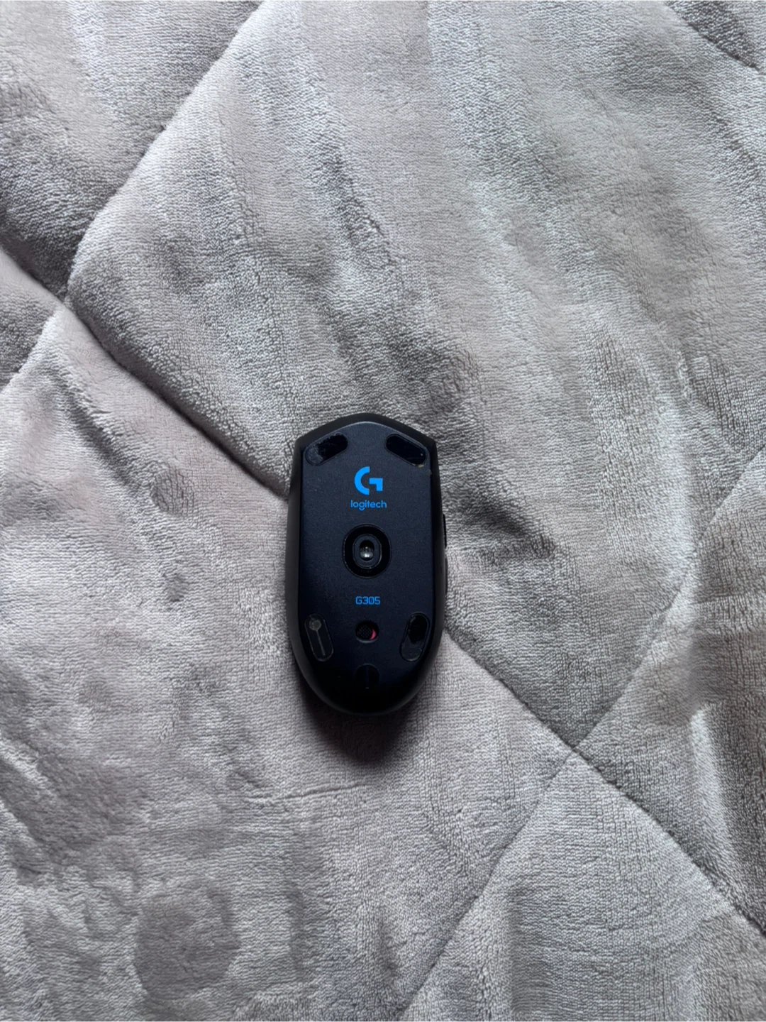 Wired AND Wireless Logitech Gaming Mice (G203 & G305) - photo 2