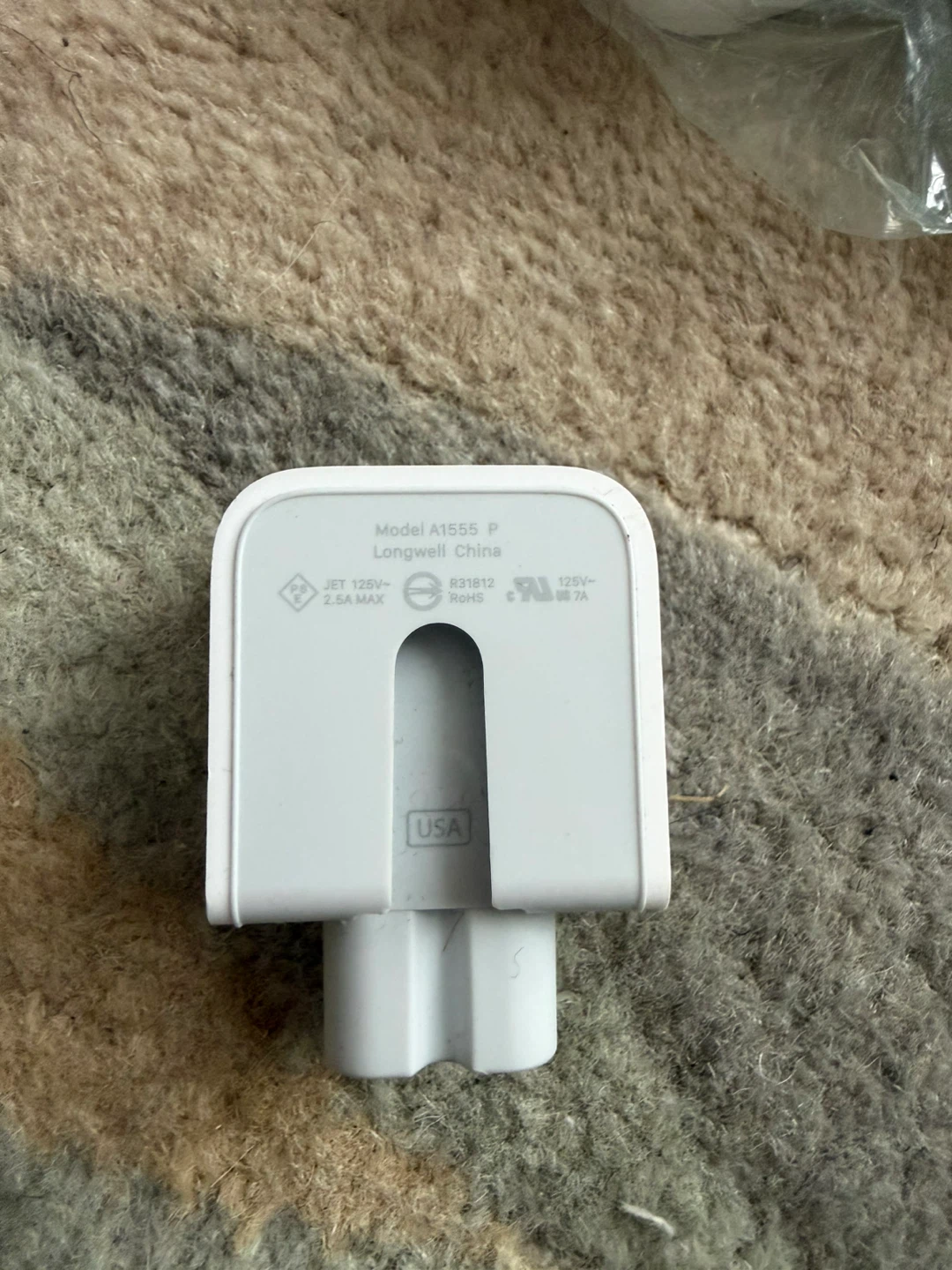 Apple  Lot – USB-C Chargers, Mini-DVI Adapters, Cables - photo 2