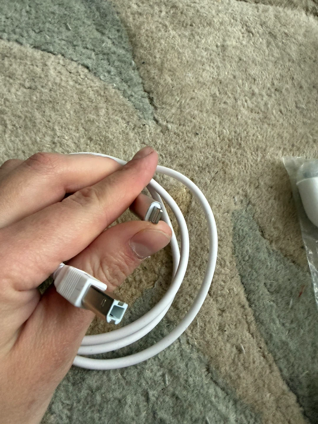 Apple  Lot – USB-C Chargers, Mini-DVI Adapters, Cables - photo 3