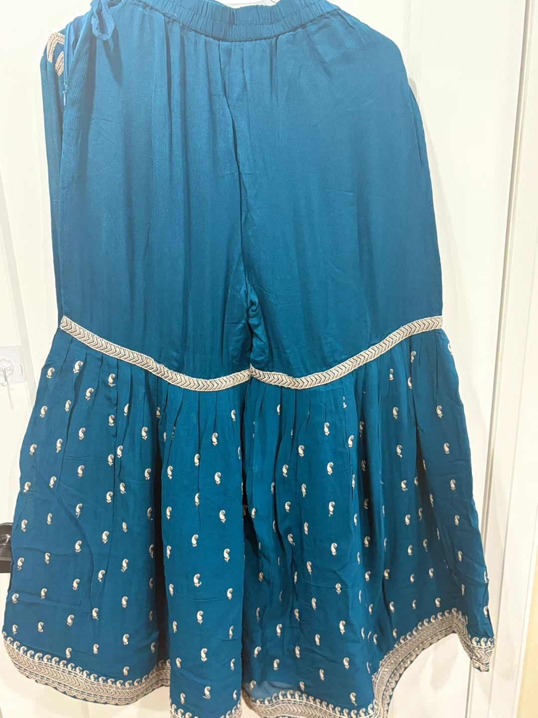 Teal Peacock Print ethnic suit with Bell Sleeves - photo 2