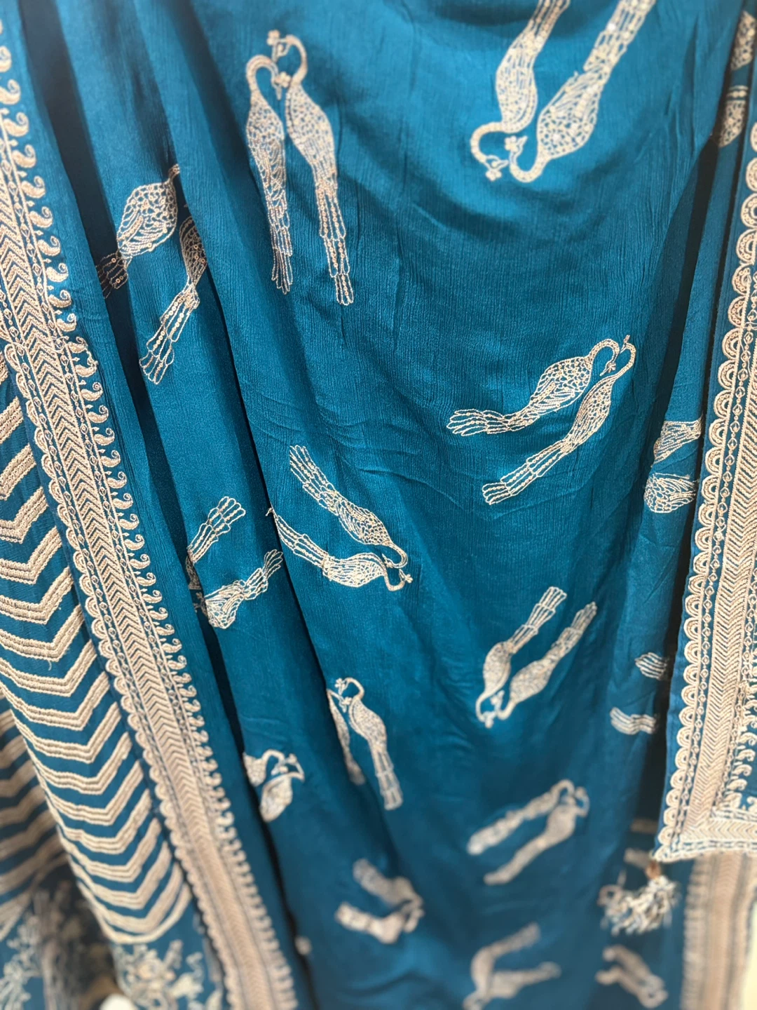 Teal Peacock Print ethnic suit with Bell Sleeves - photo 3