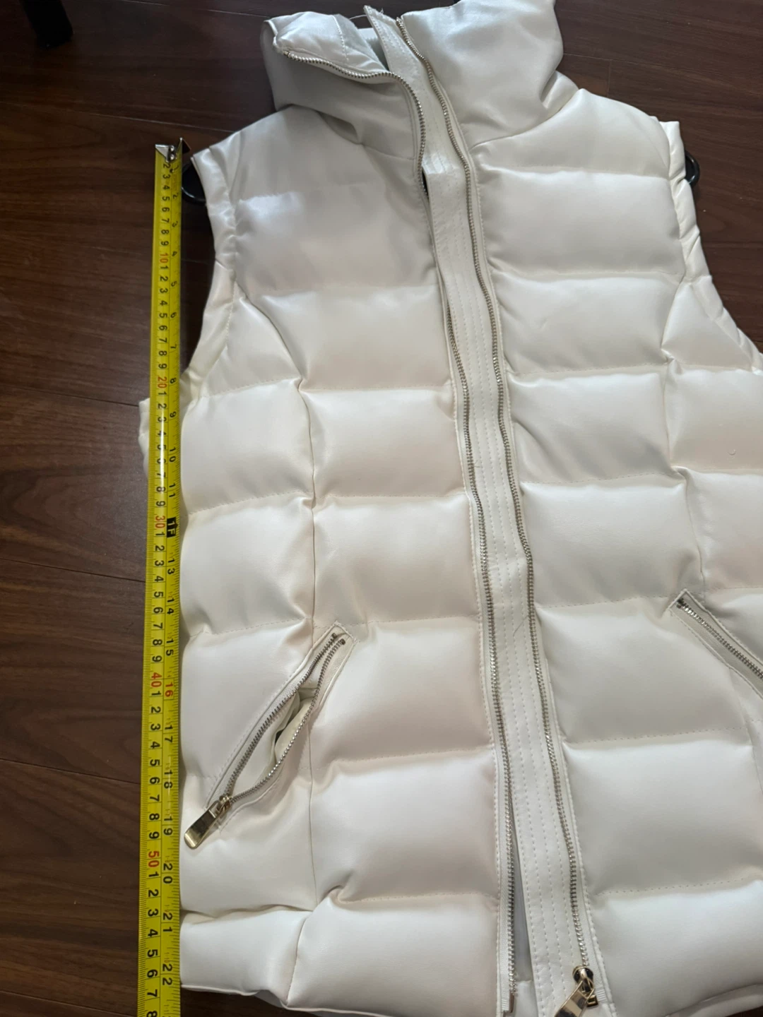 White Puffer Vest by Cavalini - photo 4