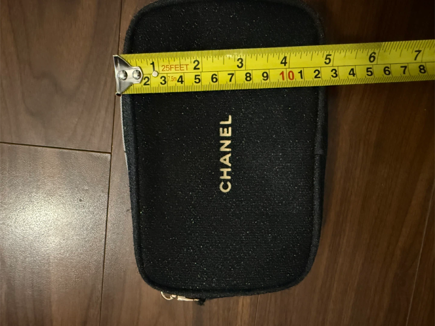 Chanel Makeup Bag From 2021 Holiday Collection - photo 4