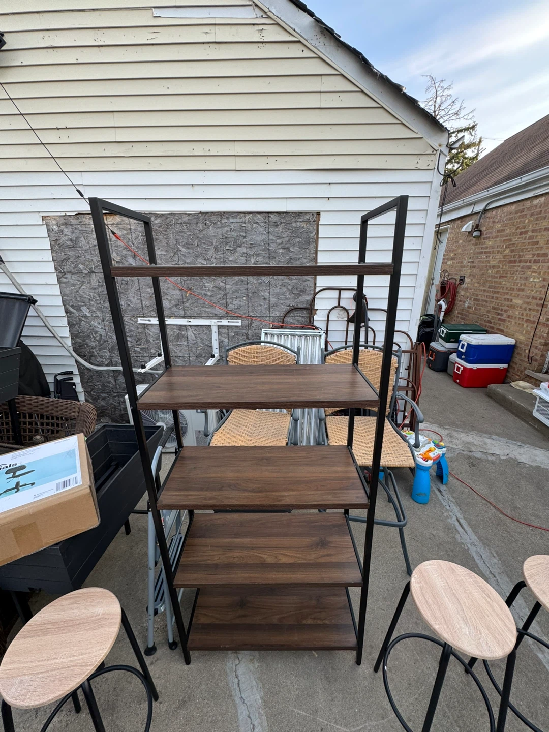 Ladder Bookshelf - photo 2