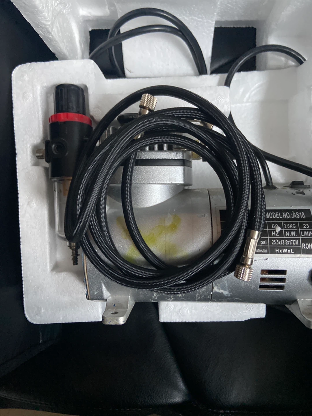 Airbrush Compressor Model AS18 - photo 4