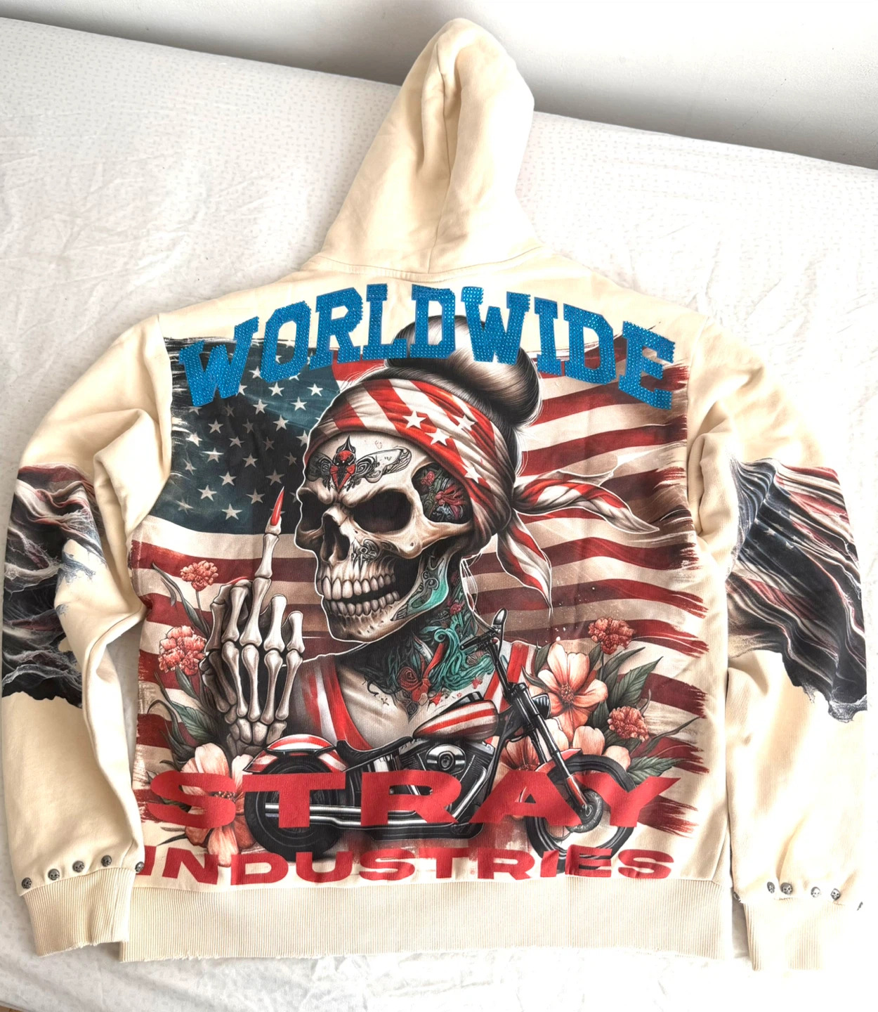 STRAY INDUSTRIES Worldwide Skeleton Graphic Hoodie Size M - photo 3