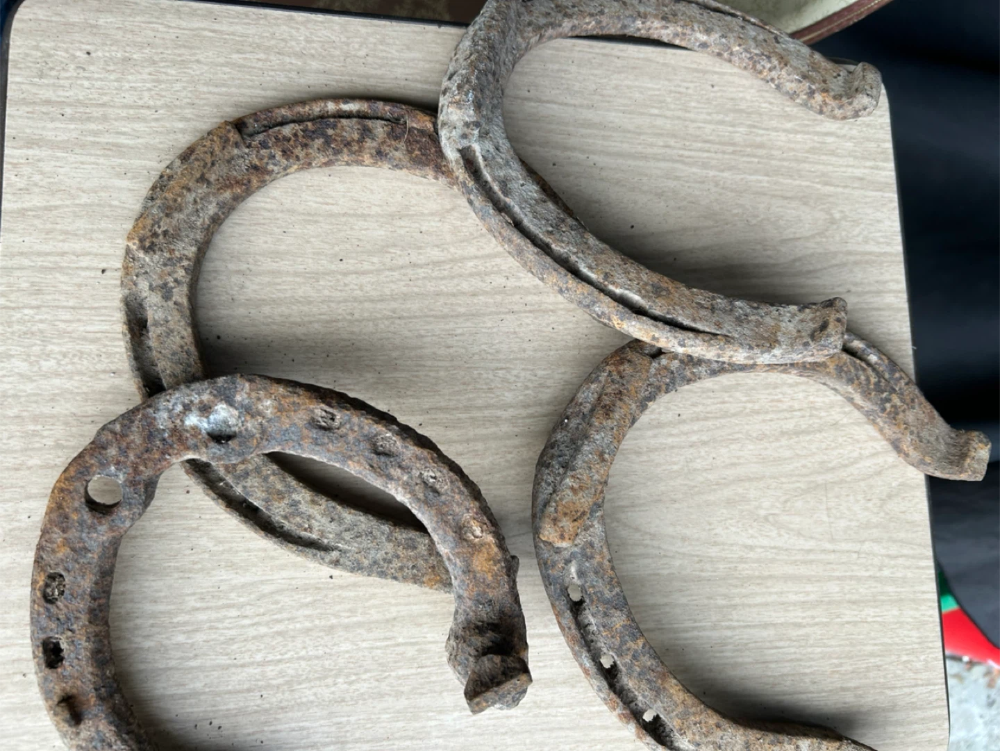 Set of 4 Rusty Horseshoes