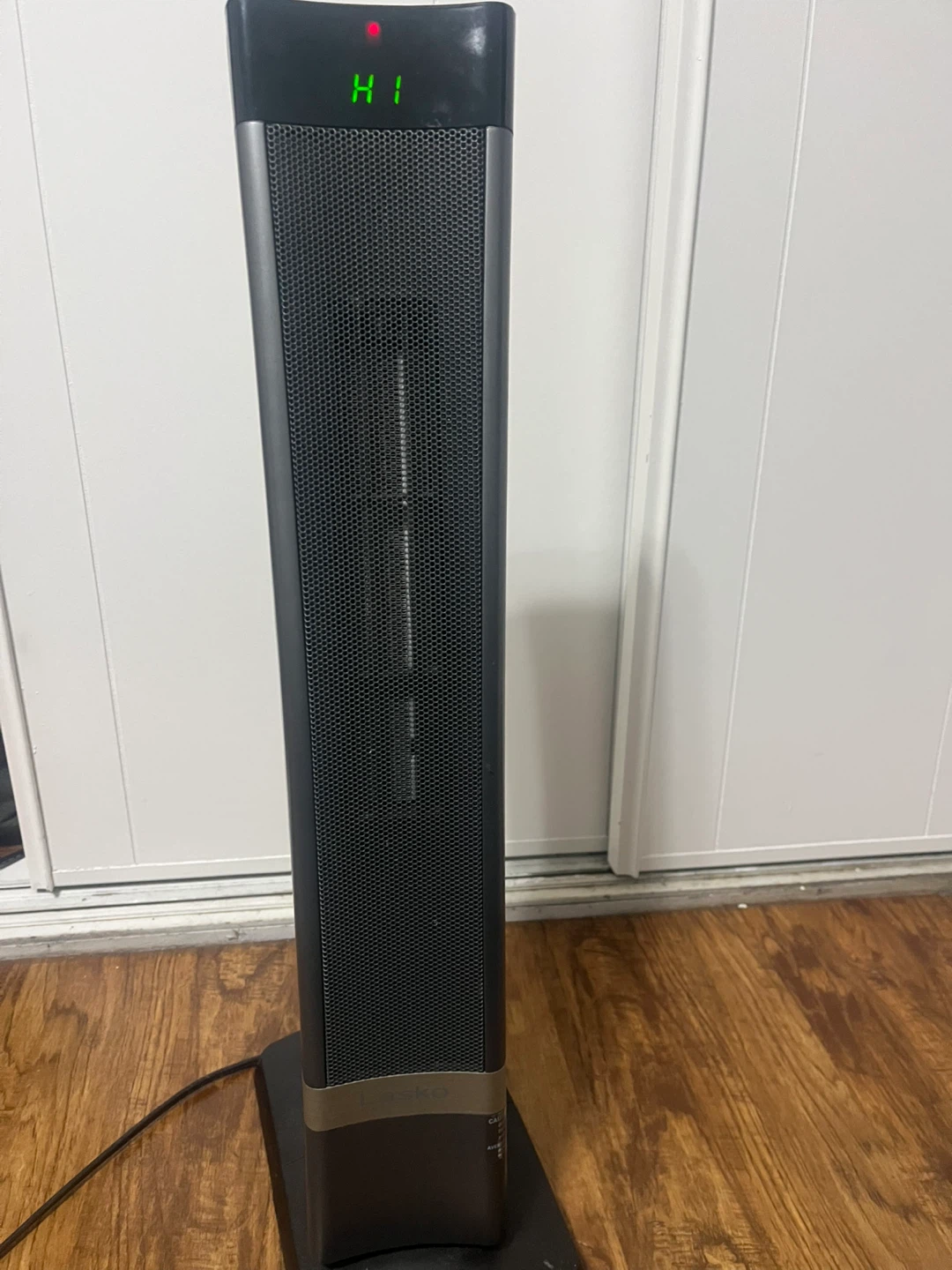 Lasko Tower Heater with remote