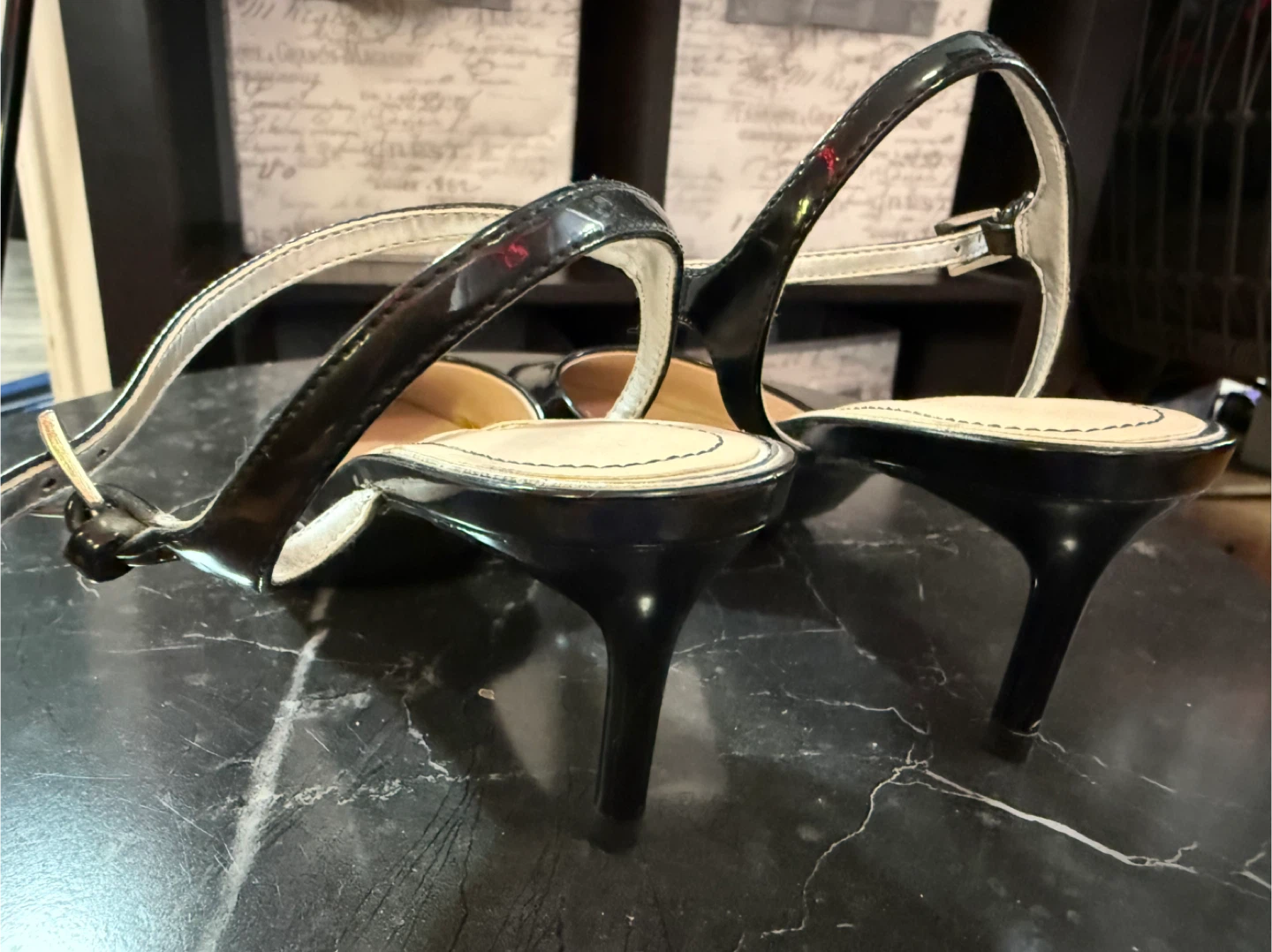 Zara Basic Collection Black Patent Heels - Size 35 - photo 3
