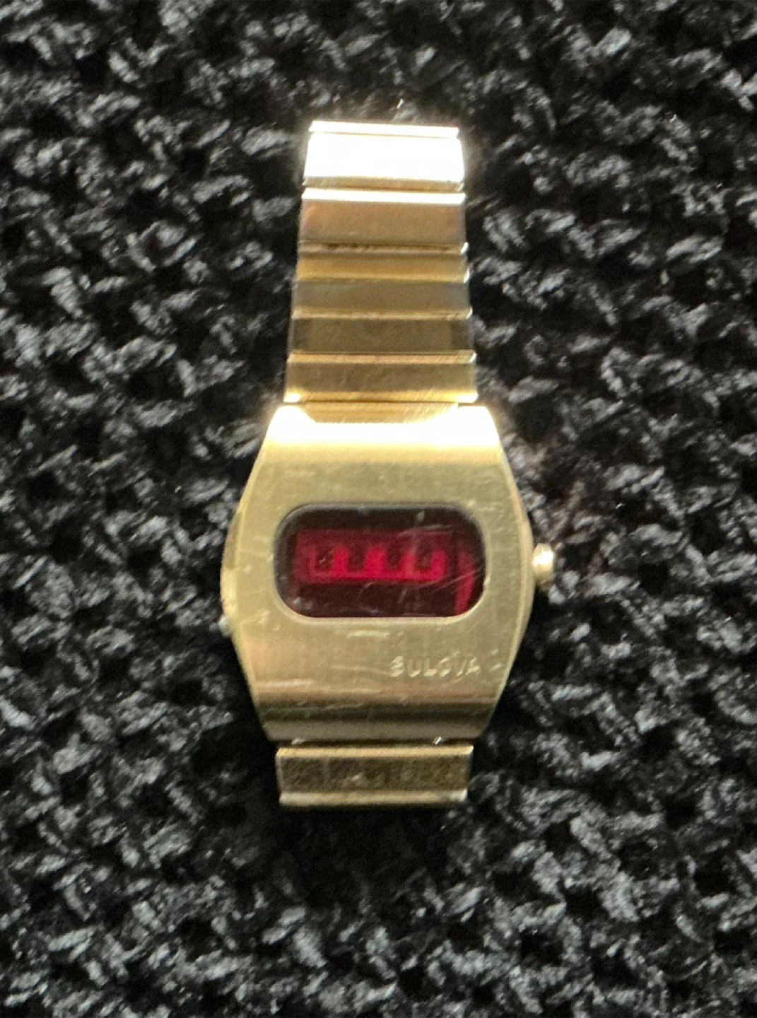 Vintage Bulova Digital Watch - Gold Tone