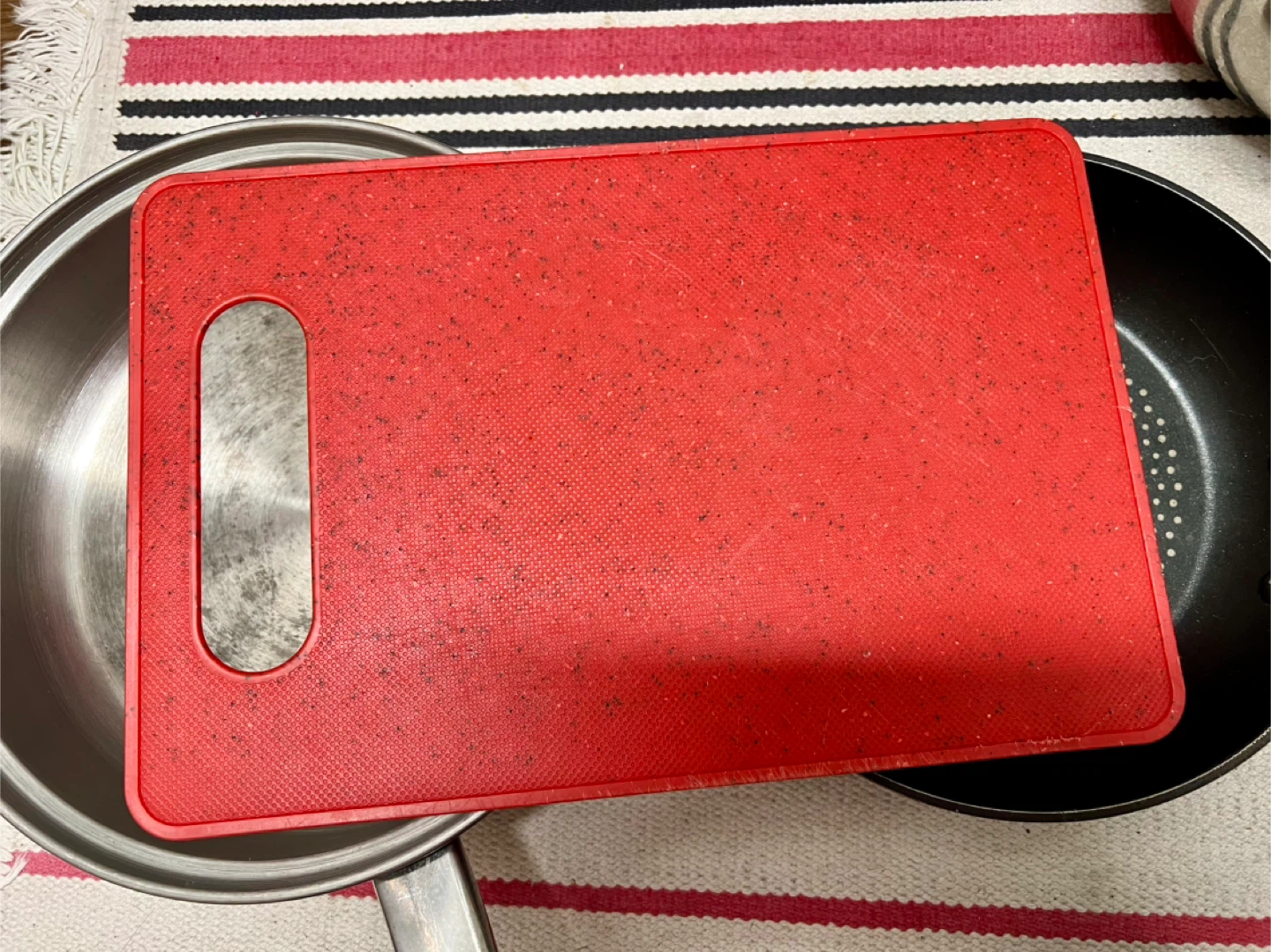 T-fal Frying Pan, Stainless Steel Pot & Cutting Board - photo 5