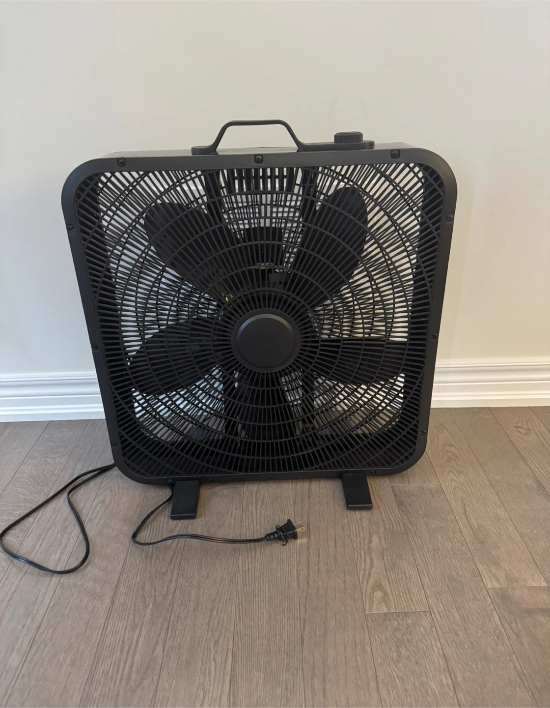 Mainstays Black Box Fan 20 in.
