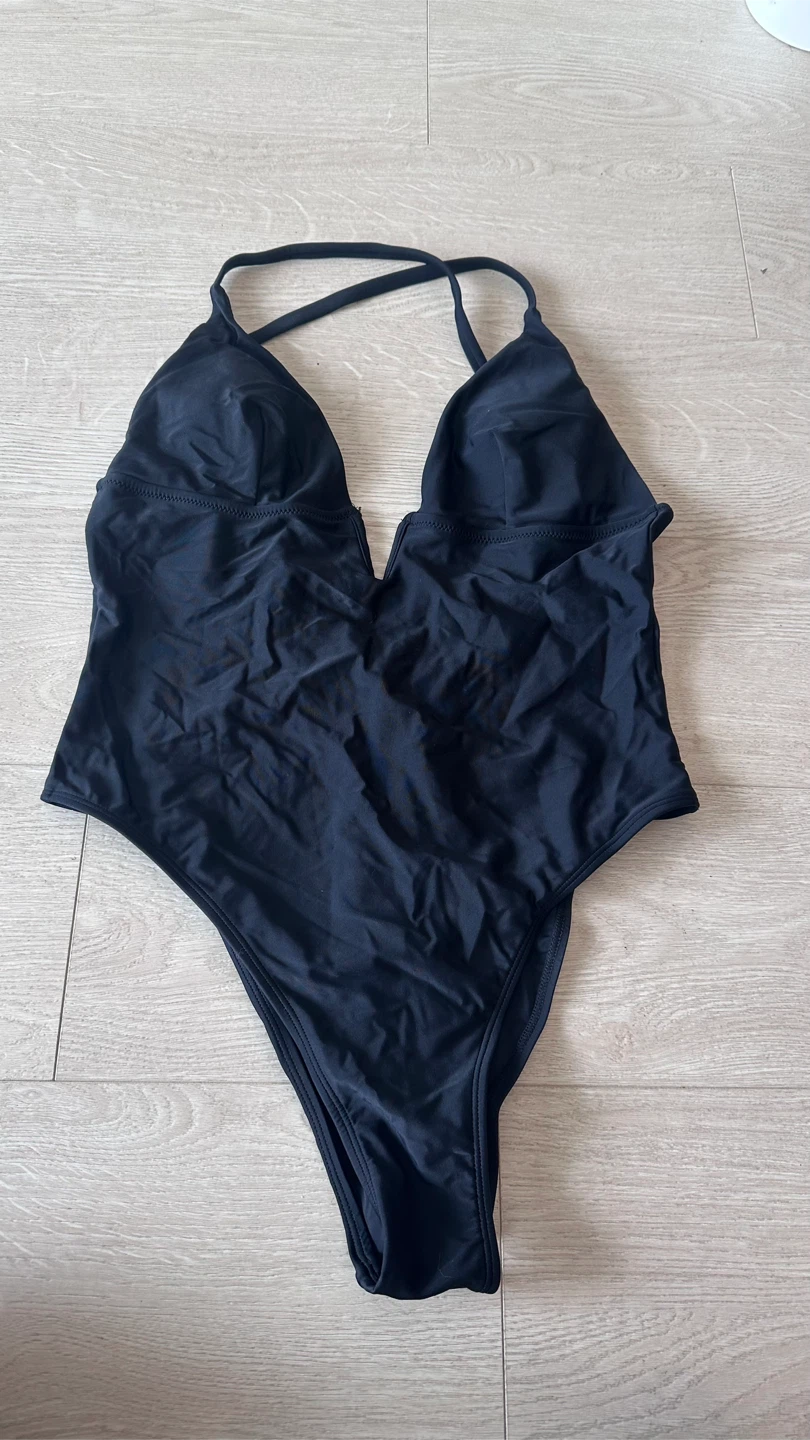 Black Halter Neck One-Piece Swimsuit - Size M - New - photo 3