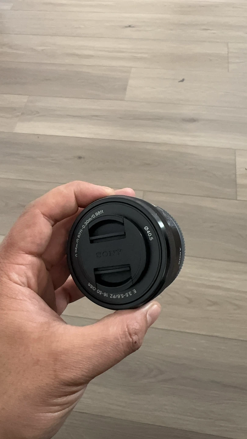 Sony Zv E10 W 50mm Portrait Lens+Kit Lens - photo 4