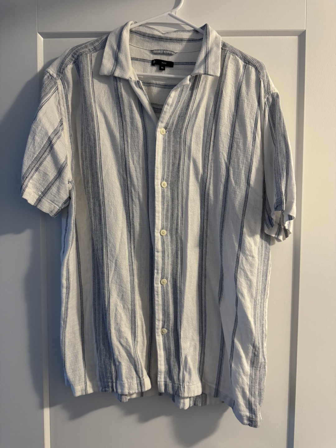 MAN Striped Short-Sleeve Button-Up Shirt XL