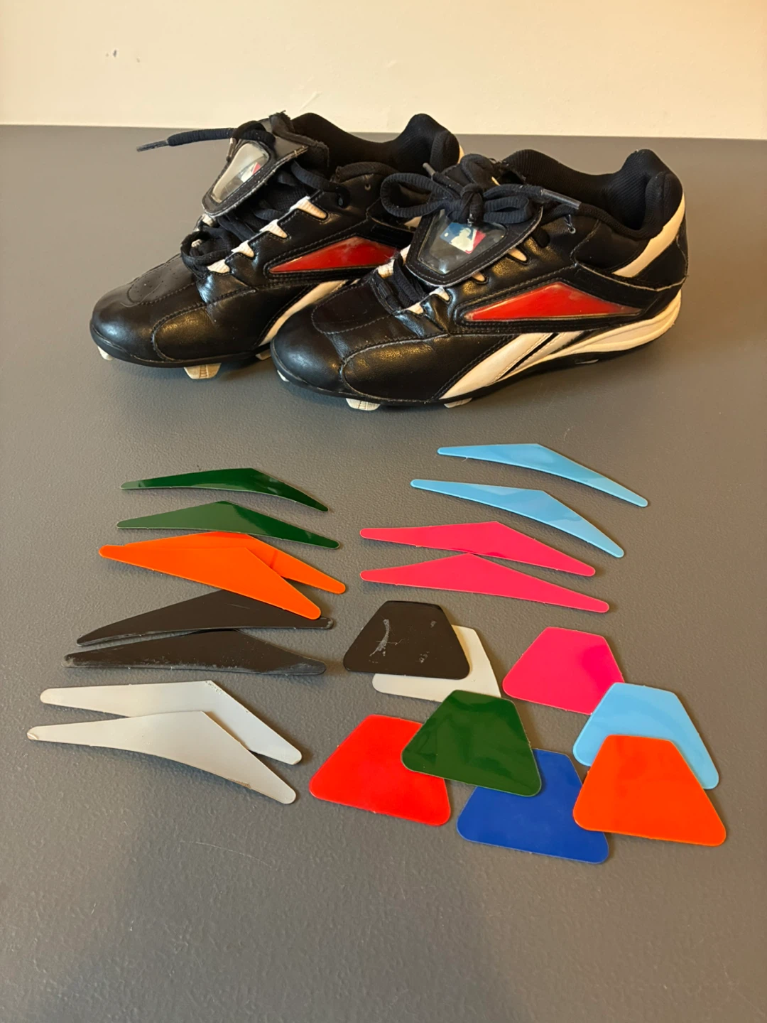 Reebok Customizable Low  Boys  Men's Baseball Cleats US Size 5