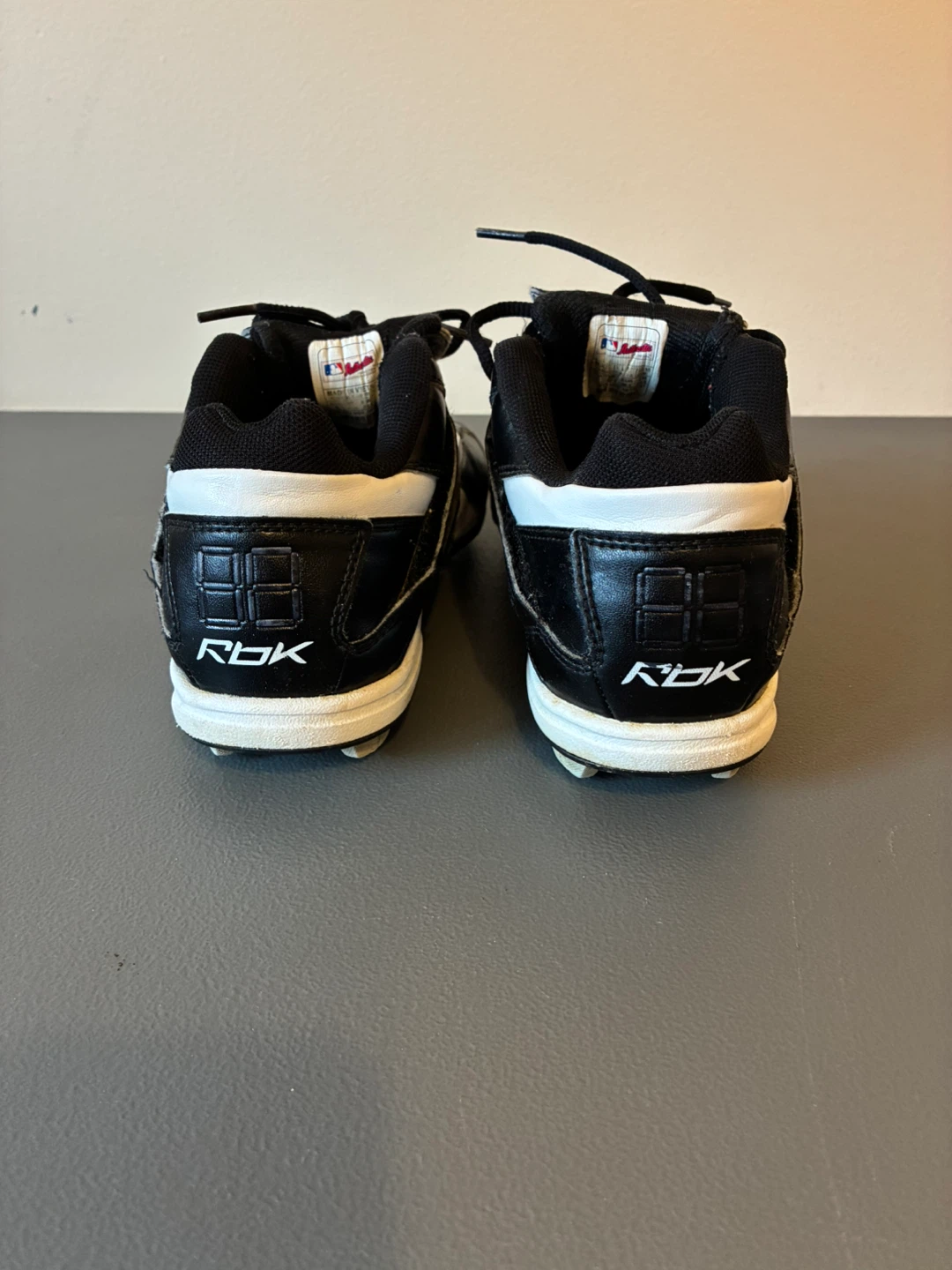 Reebok Customizable Low  Boys  Men's Baseball Cleats US Size 5 - photo 3