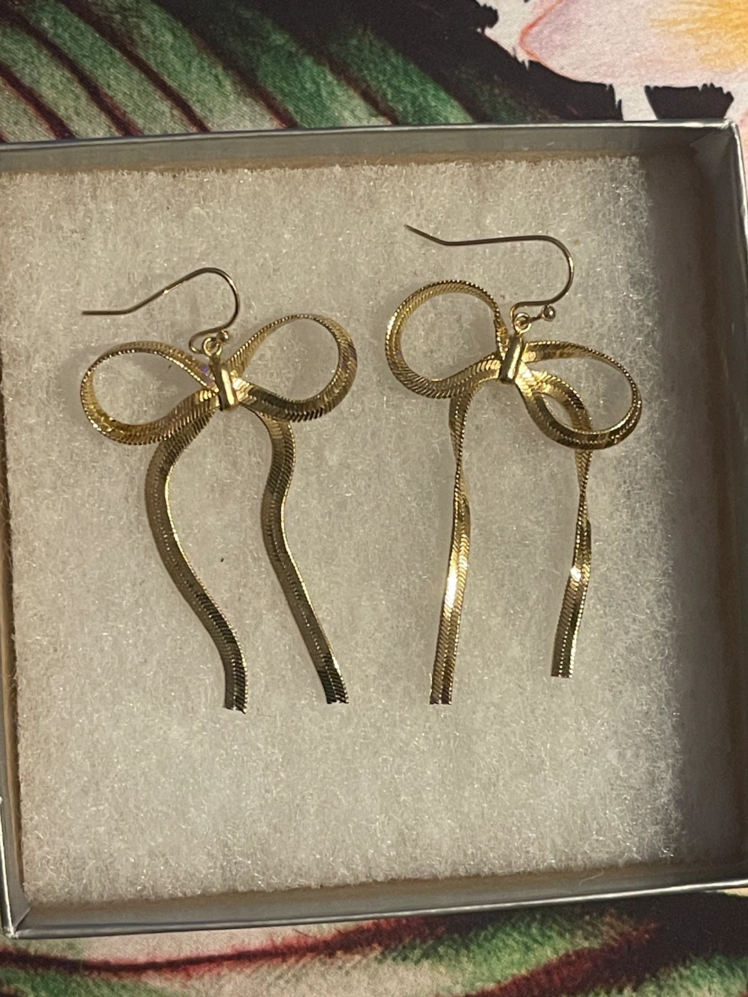 Free Bow Earrings 🥕