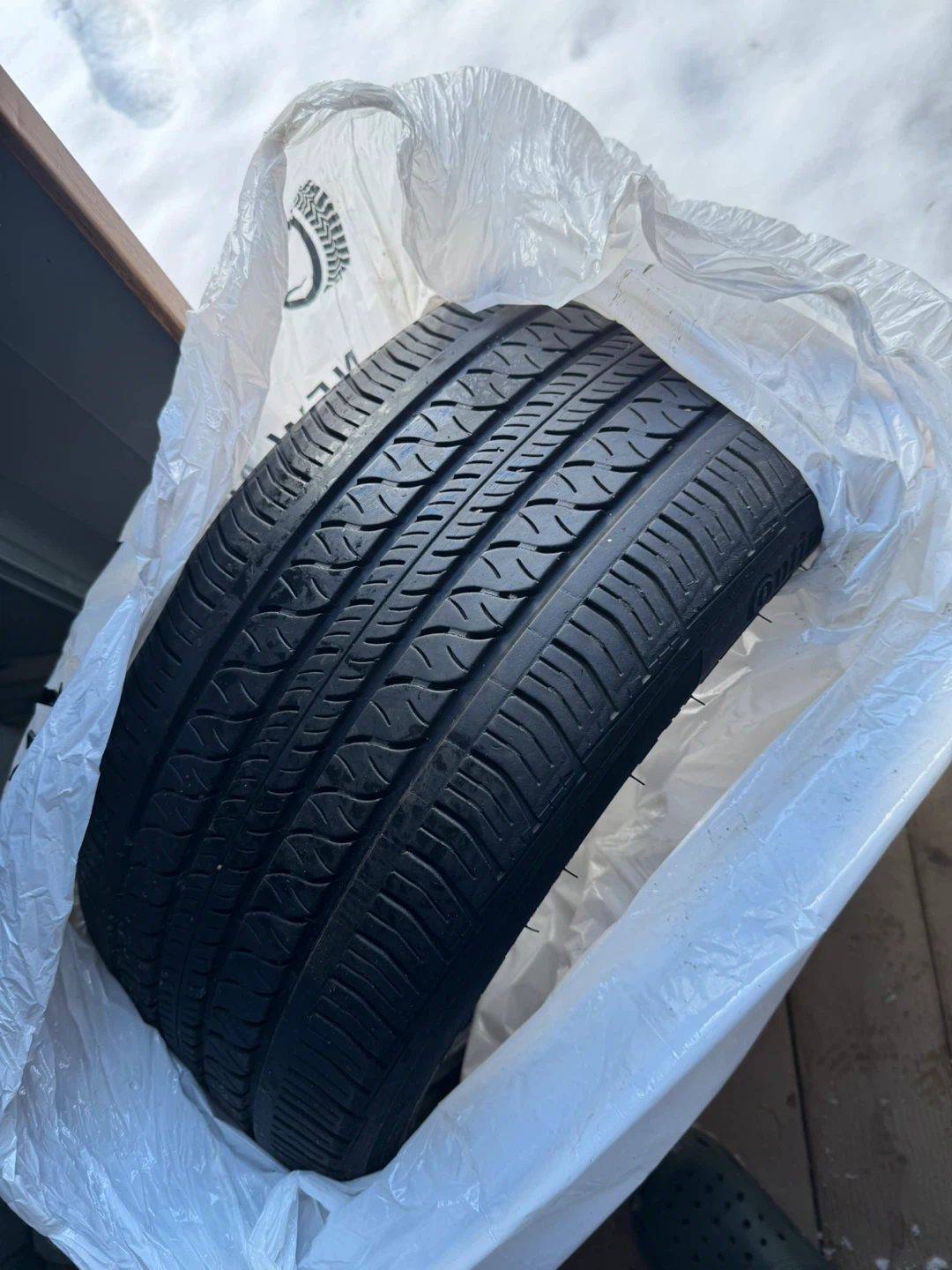 Continental Tire 235/40R18 - photo 3