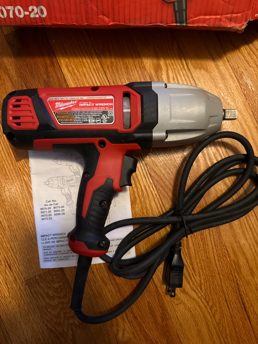 Milwaukee 1/2" Impact Wrench 9070-20 - photo 2