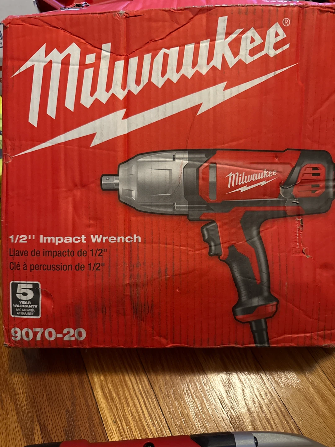 Milwaukee 1/2" Impact Wrench 9070-20 - photo 4