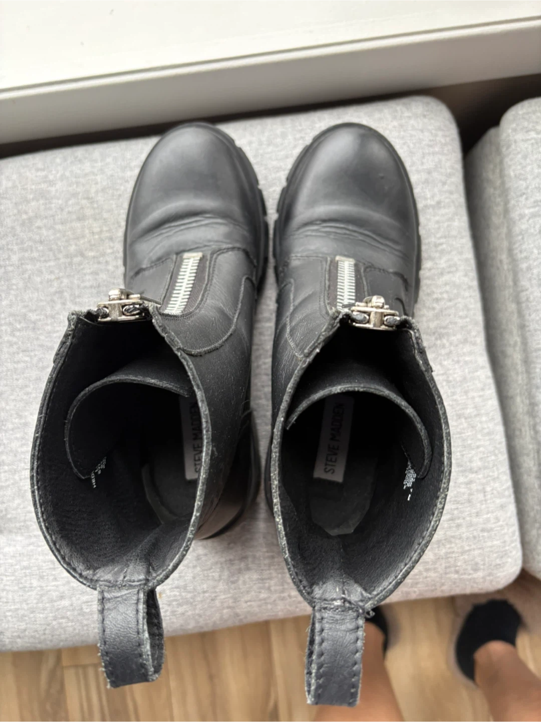 Steve Madden Black Leather Zip Front Boots - photo 5