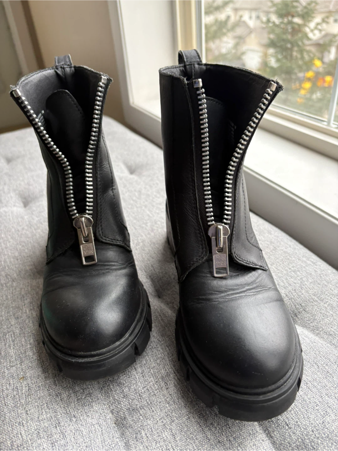 Steve Madden Black Leather Zip Front Boots - photo 4