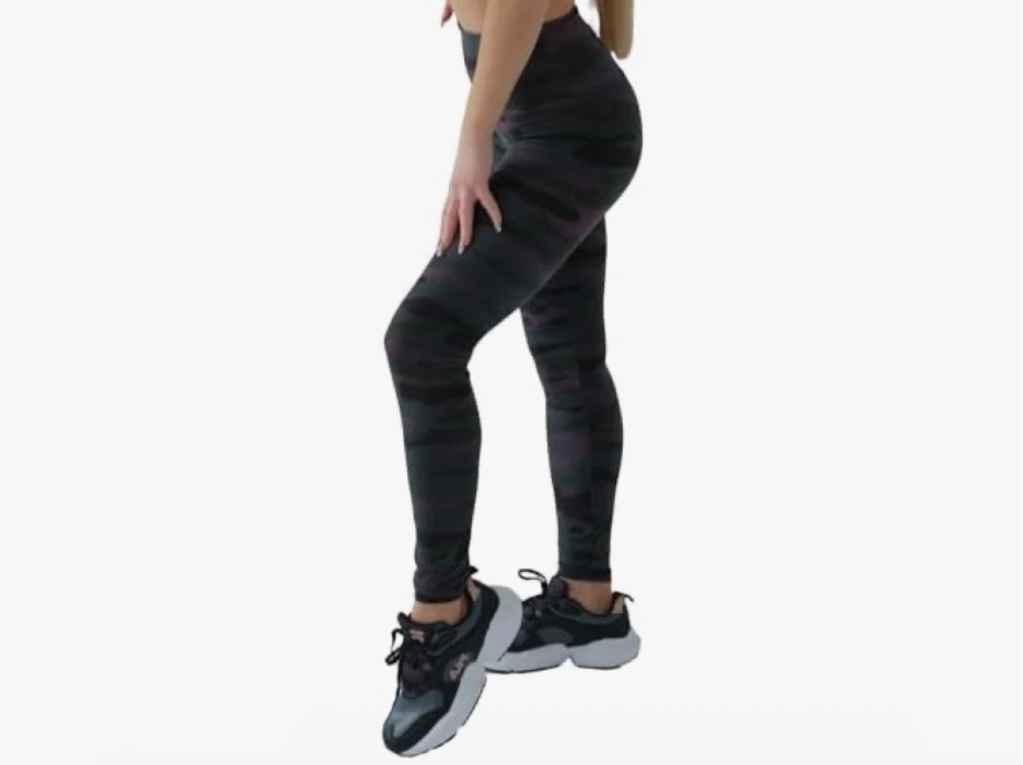 Comfy Forever Women’s Camo Leggings - photo 3