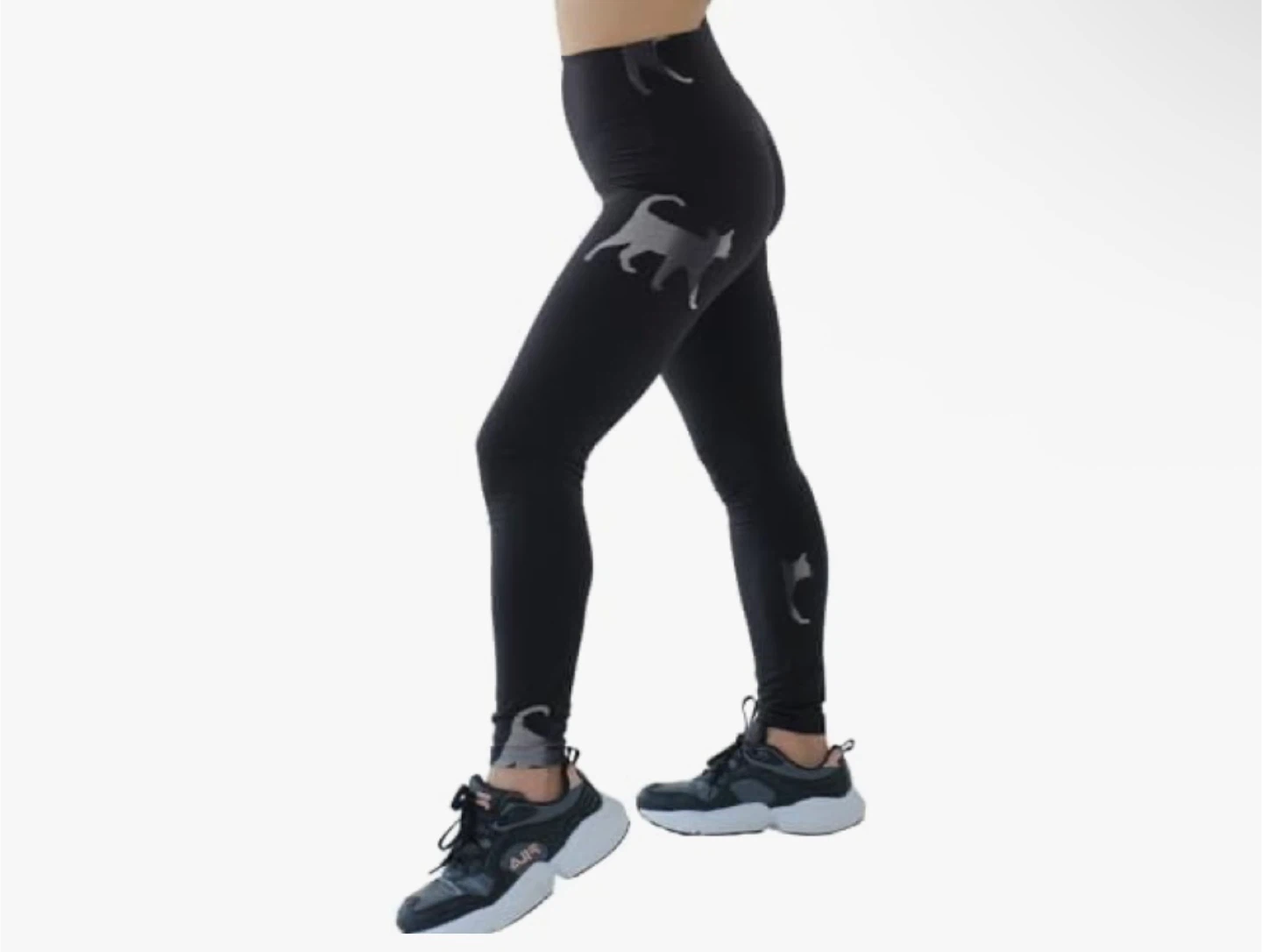 Comfy Forever Women’s Black leggings with cat print