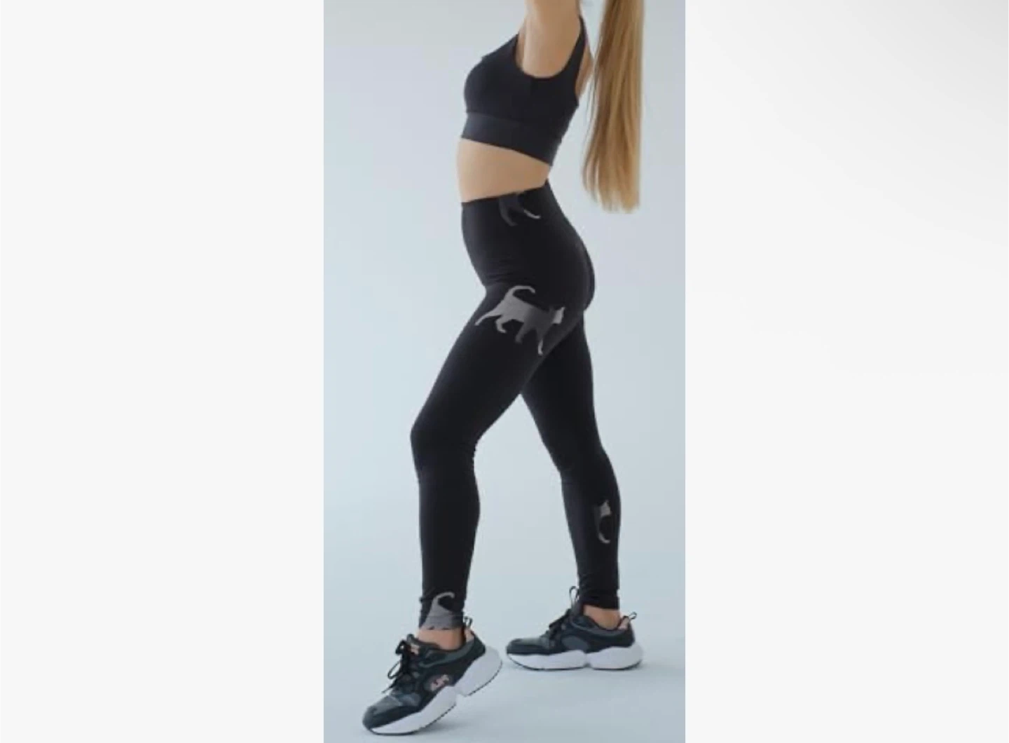 Comfy Forever Women’s Black leggings with cat print - photo 2