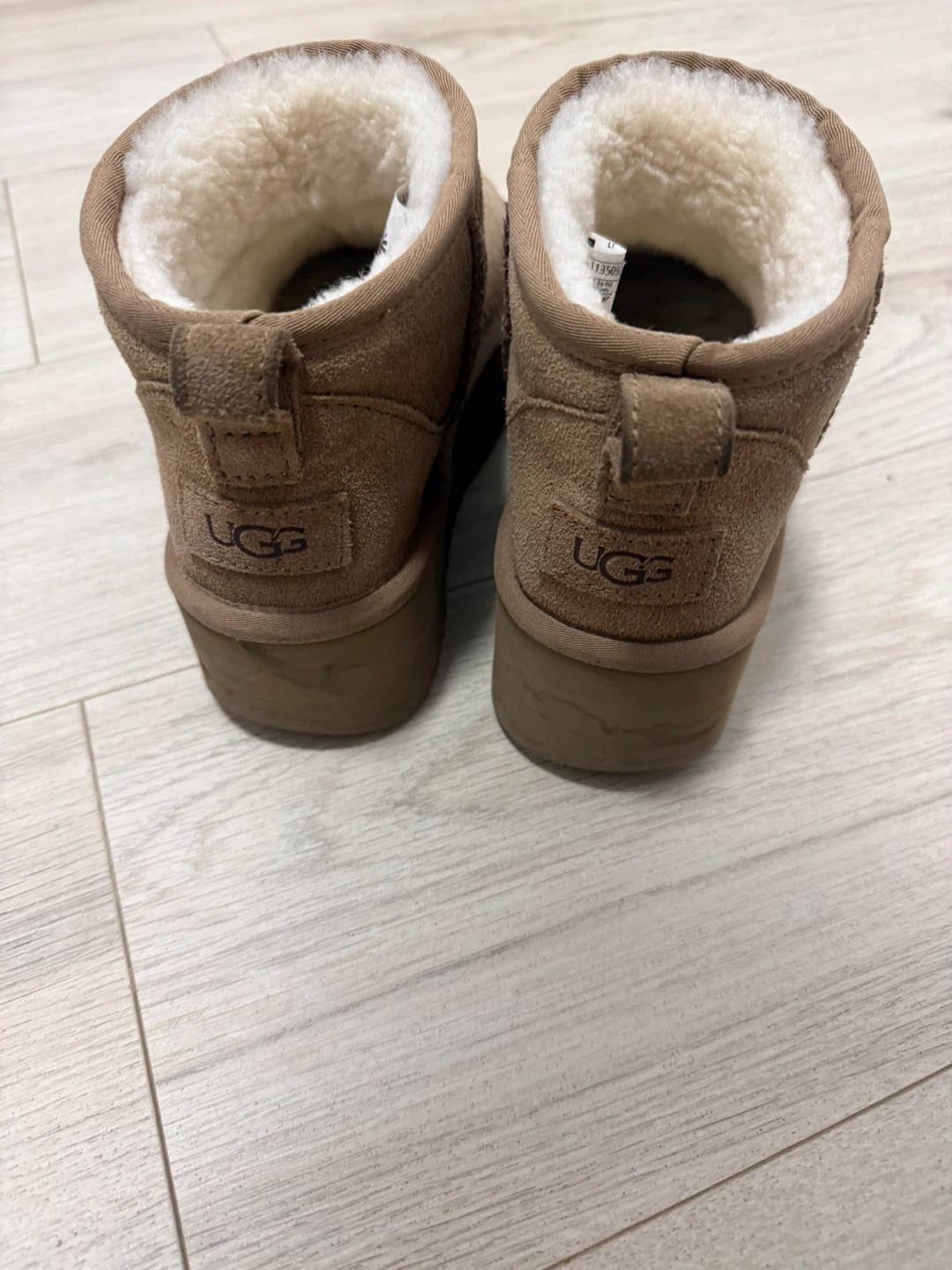 UGG - photo 2