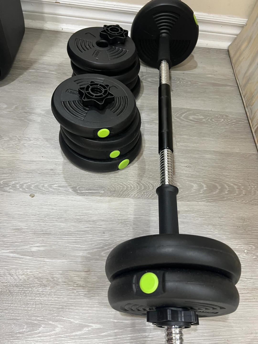 Adjustable Dumbbell Set with Weights