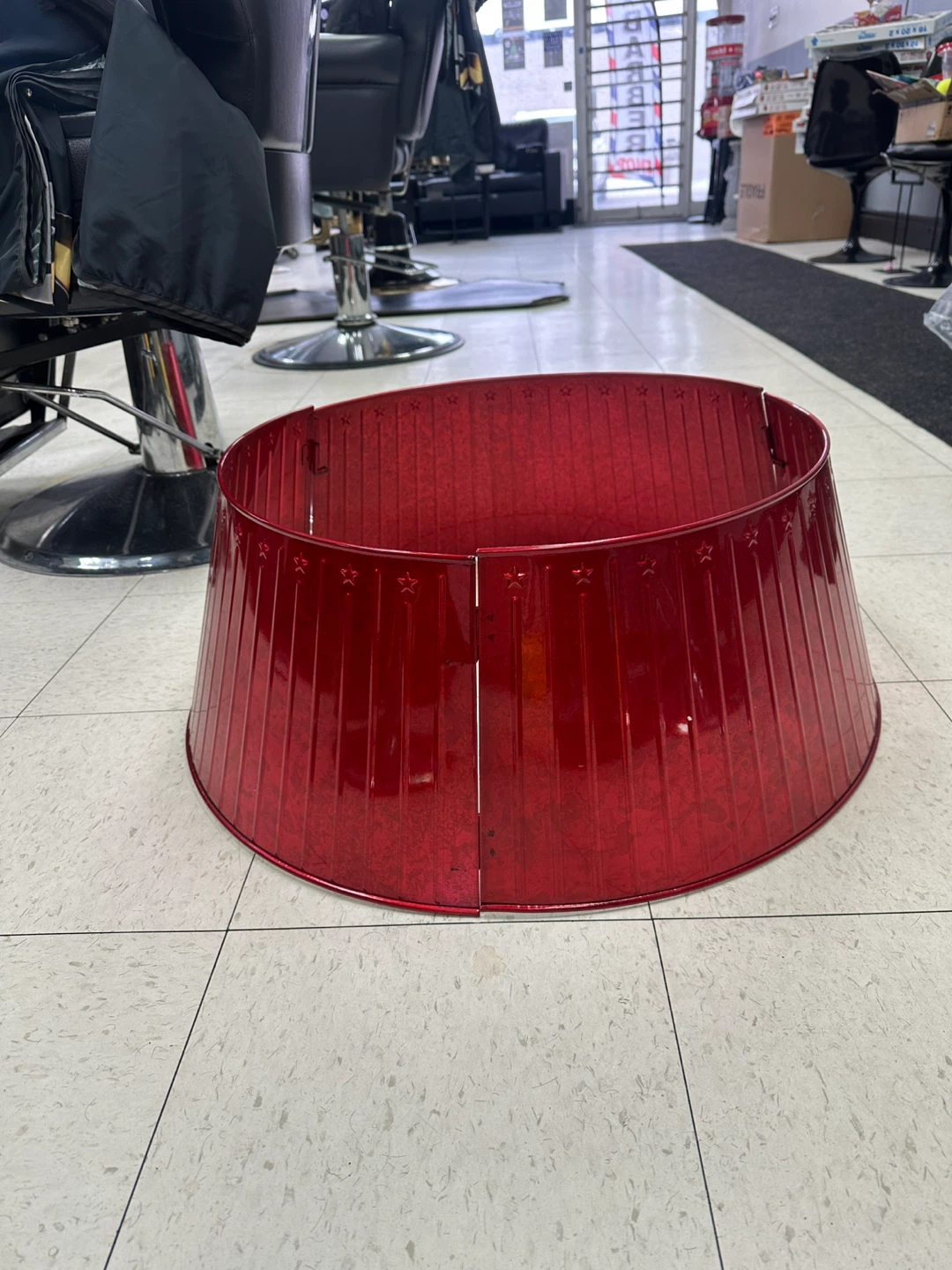 Ashland Red Metal Tree Collar - photo 2