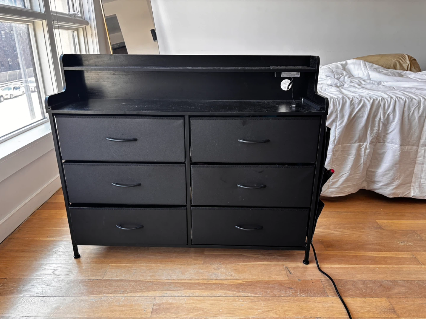 Black 6-Drawer Dresser