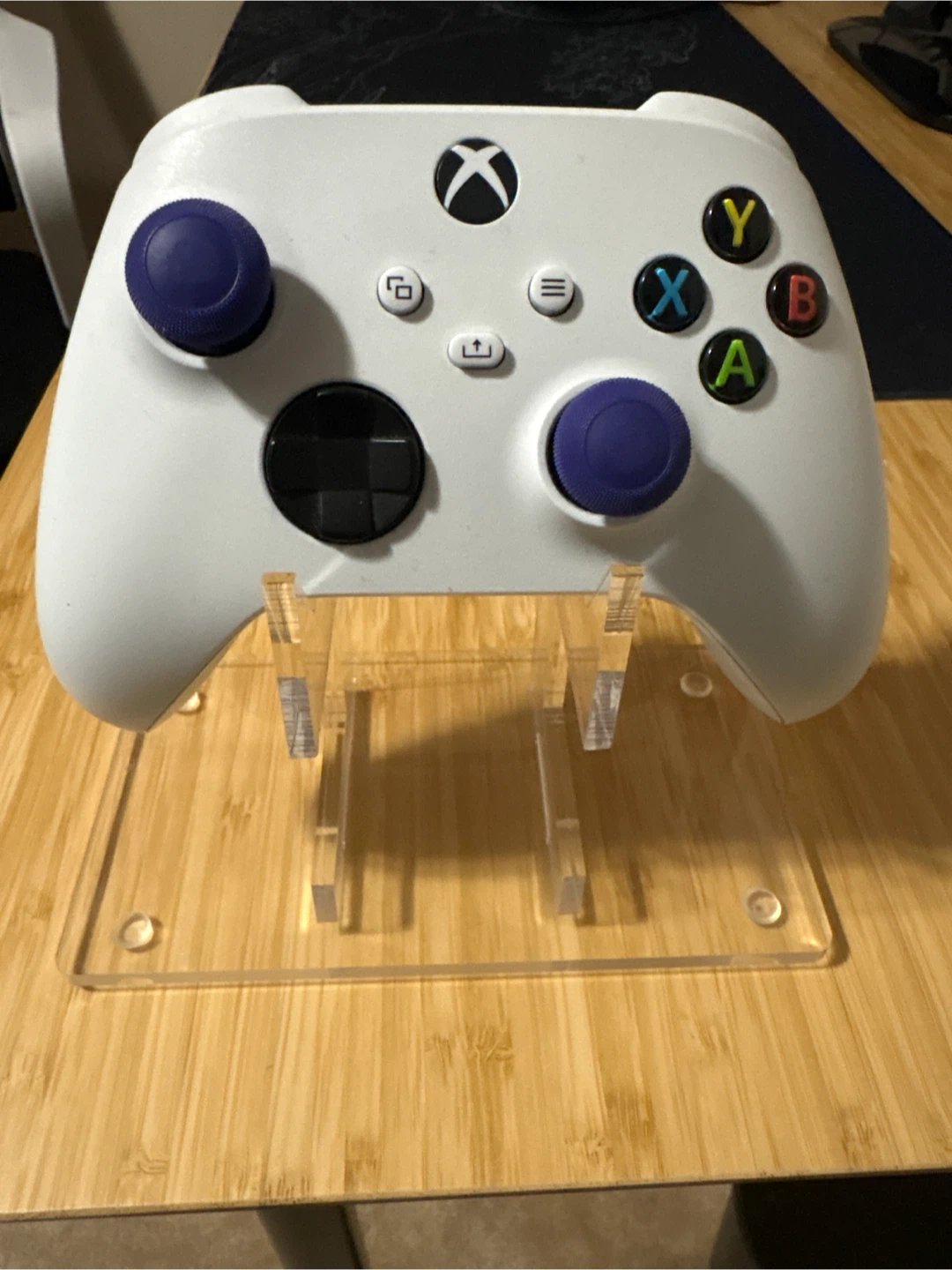 Controller stand - photo 5
