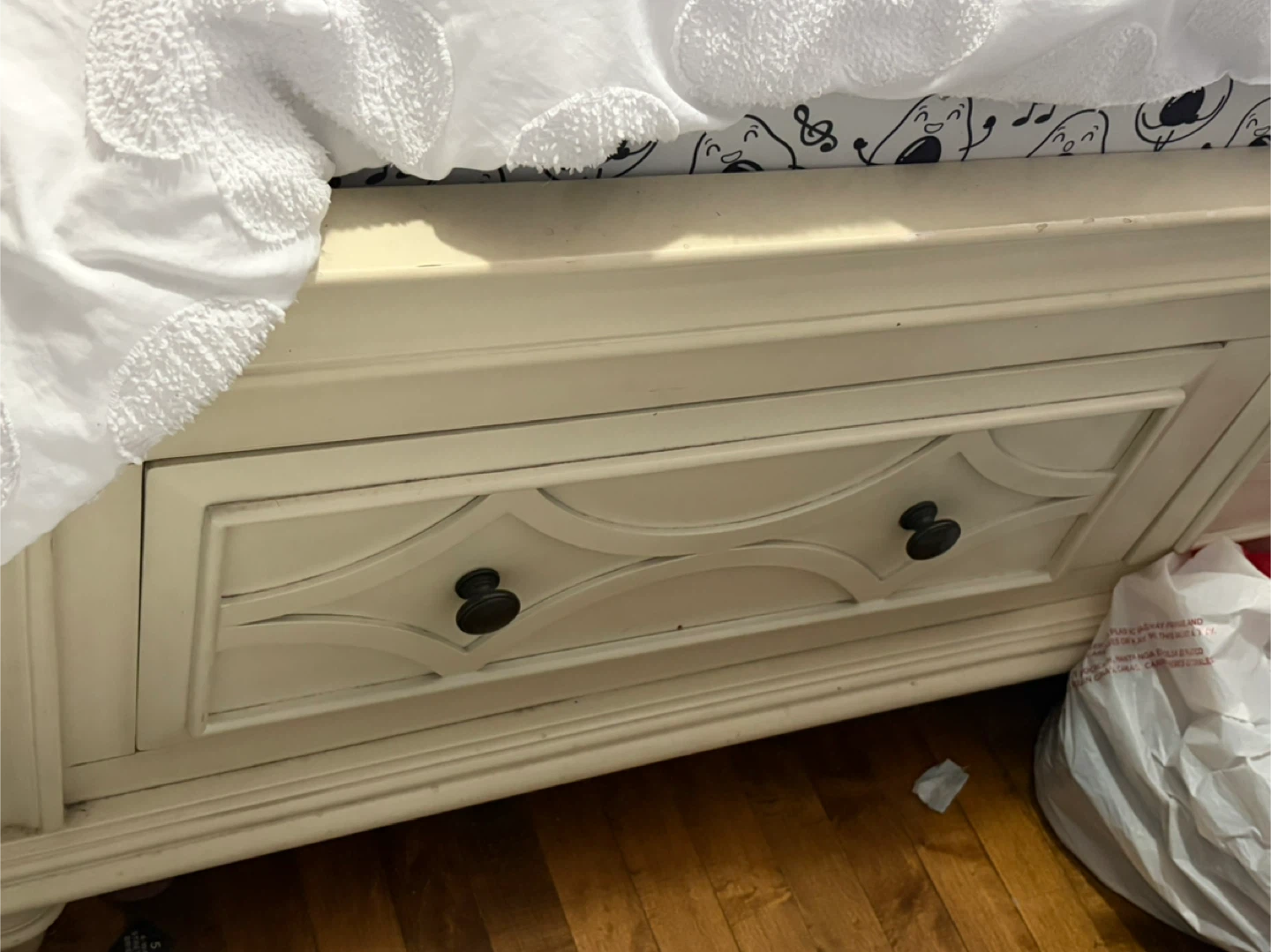 Cream White Queen Size Bed Frame with Storage Drawers - photo 2