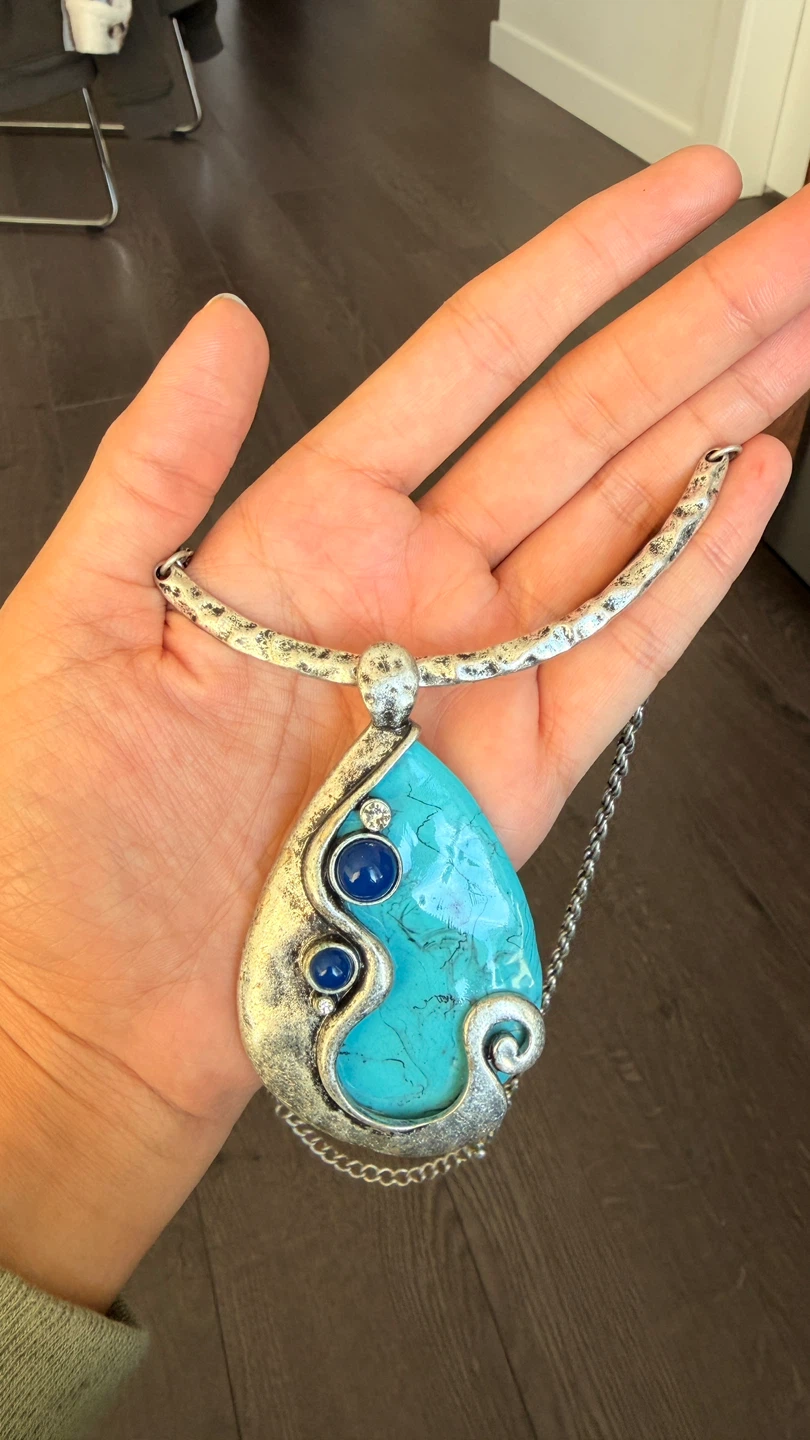 Vintage-Inspired Turquoise Stone Necklace - photo 3