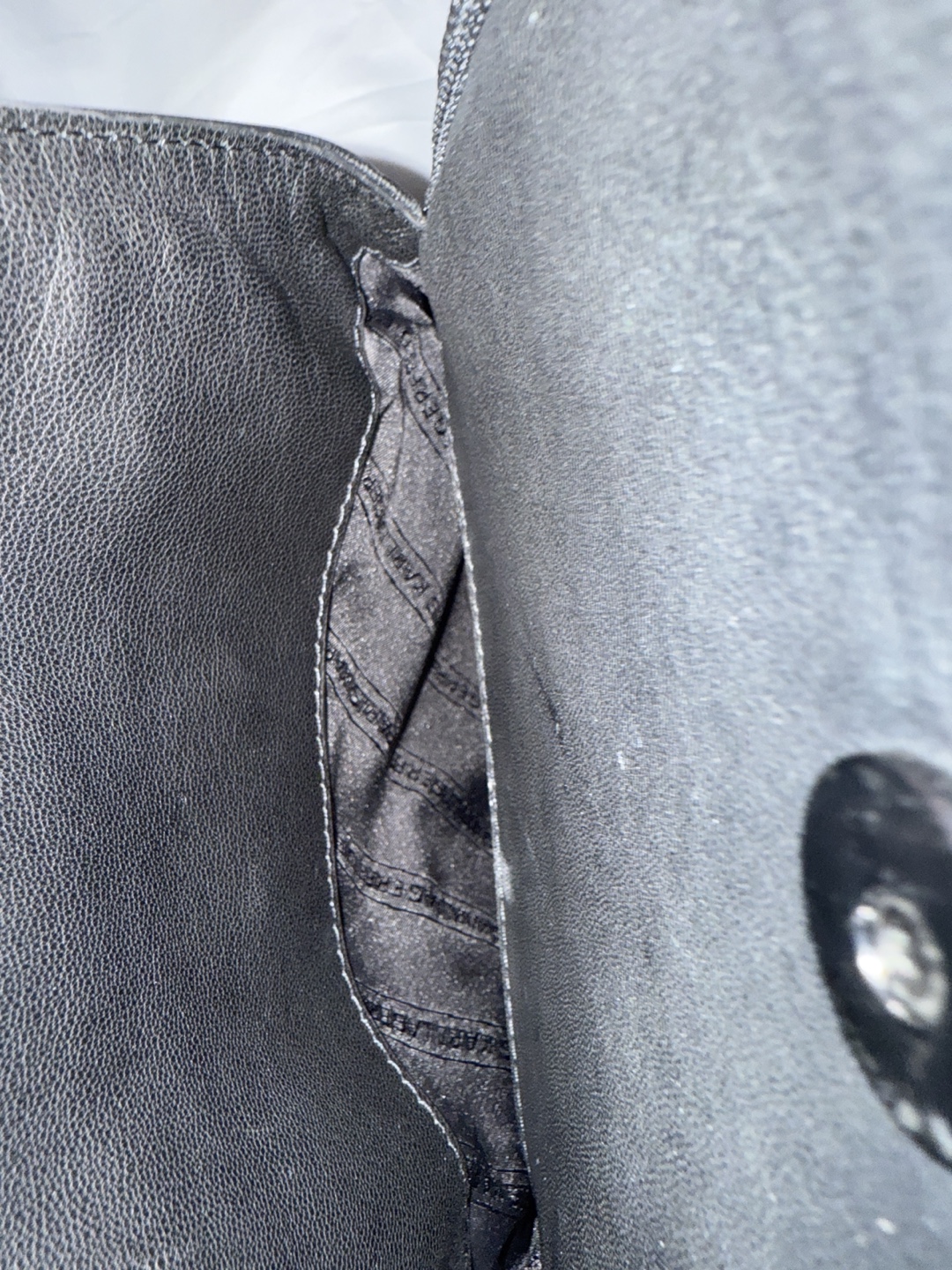 Karl Lagerfeld Paris Black Leather Sling Bag - photo 2