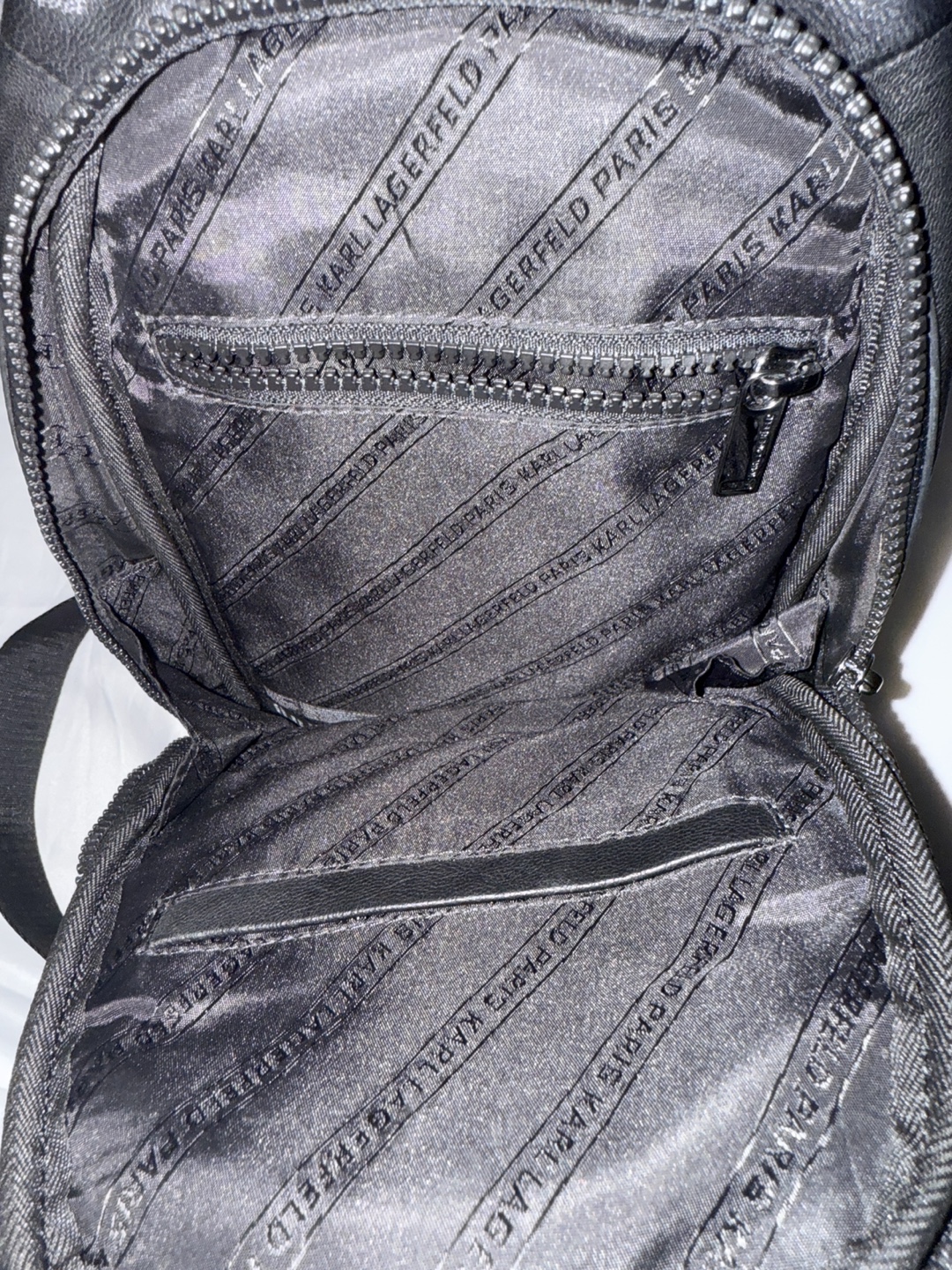 Karl Lagerfeld Paris Black Leather Sling Bag - photo 3
