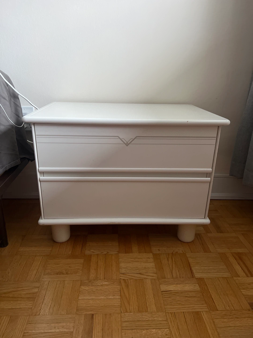2 White Nightstand