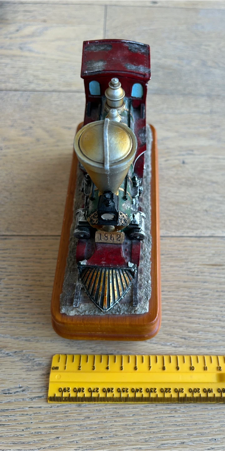 Central Station "Play With A Little Buck" Music Box - photo 3