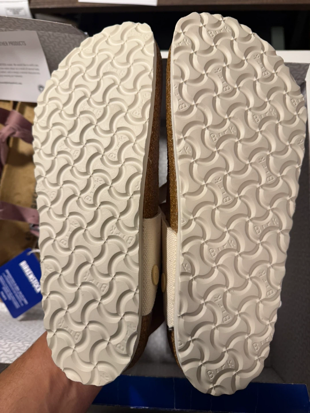 Birkenstock Gizeh Vegan Sandals Size 40 Cream - photo 3