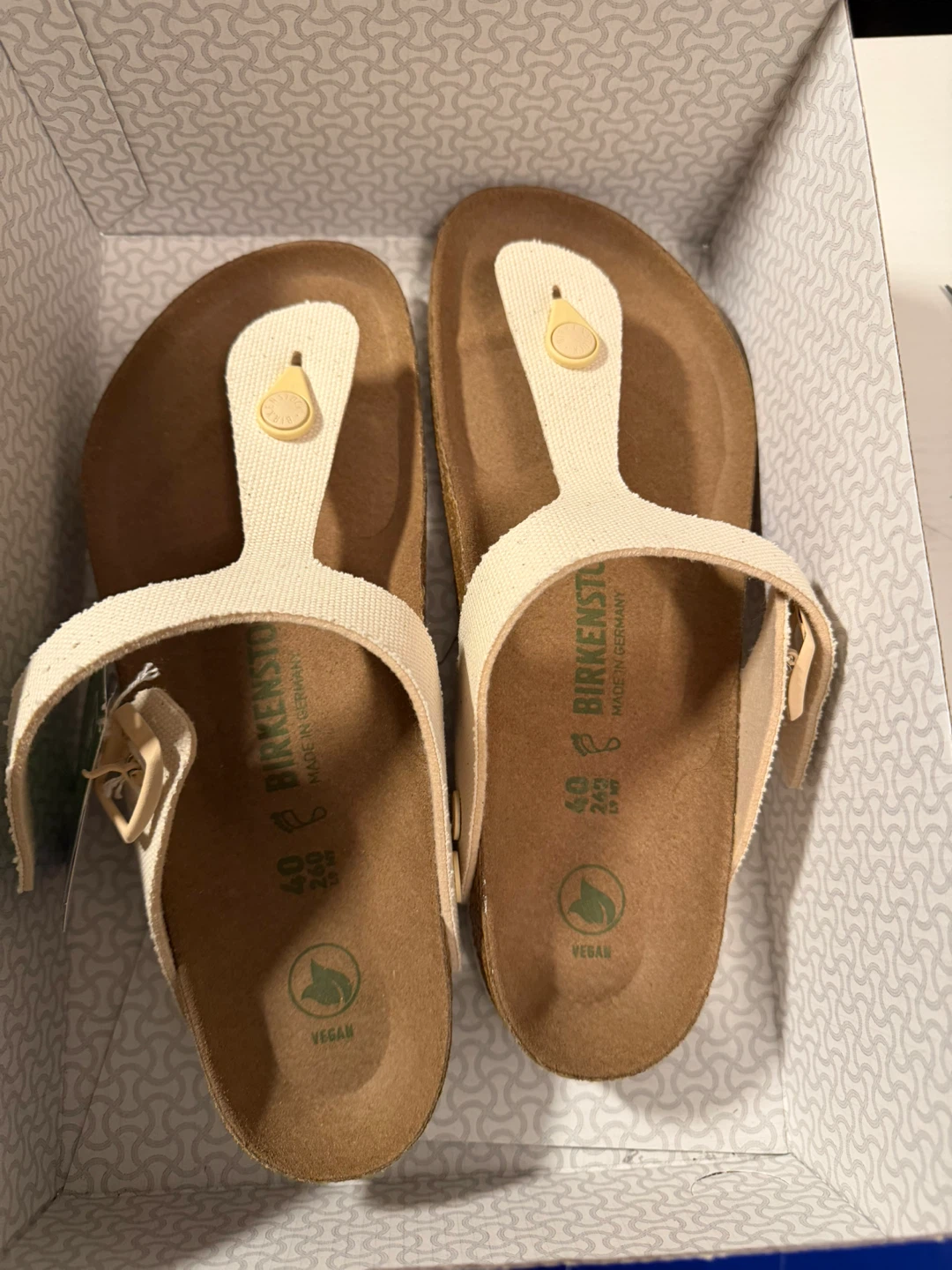 Birkenstock Gizeh Vegan Sandals Size 40 Cream - photo 5