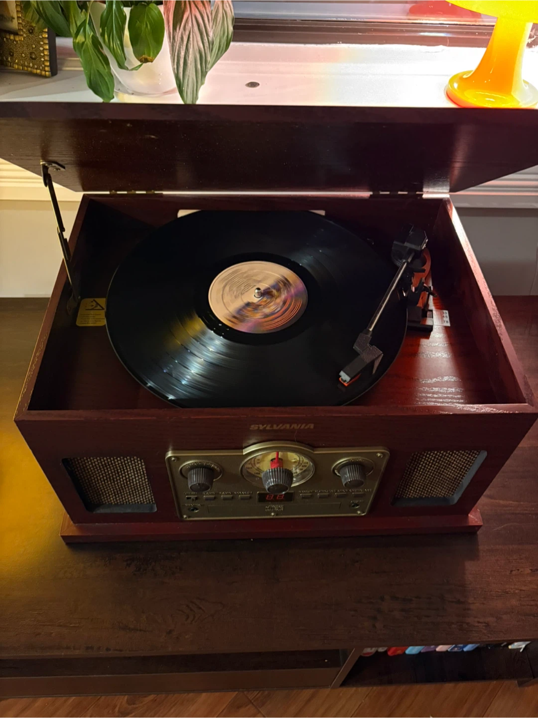 Sylvania Record Player with CD and Radio - photo 2