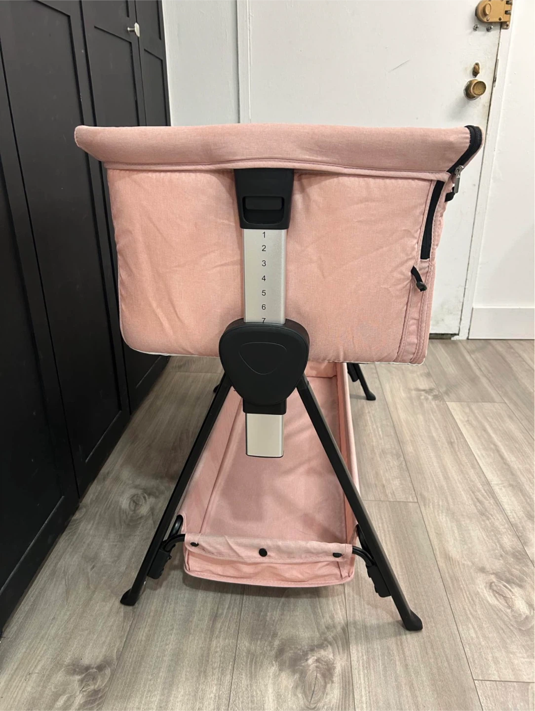 Pink bassinet - photo 3