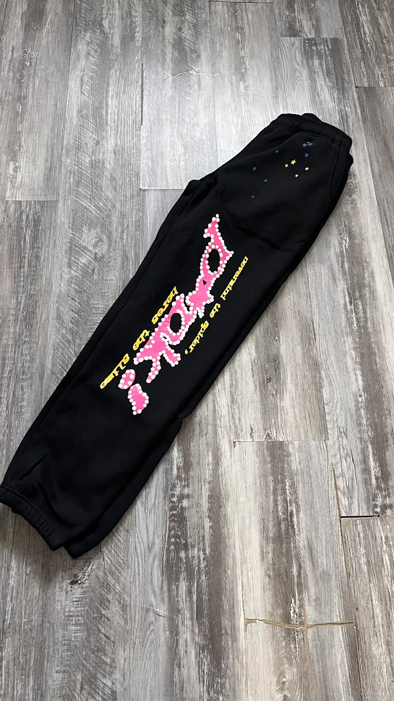 Black Sp5der pants
