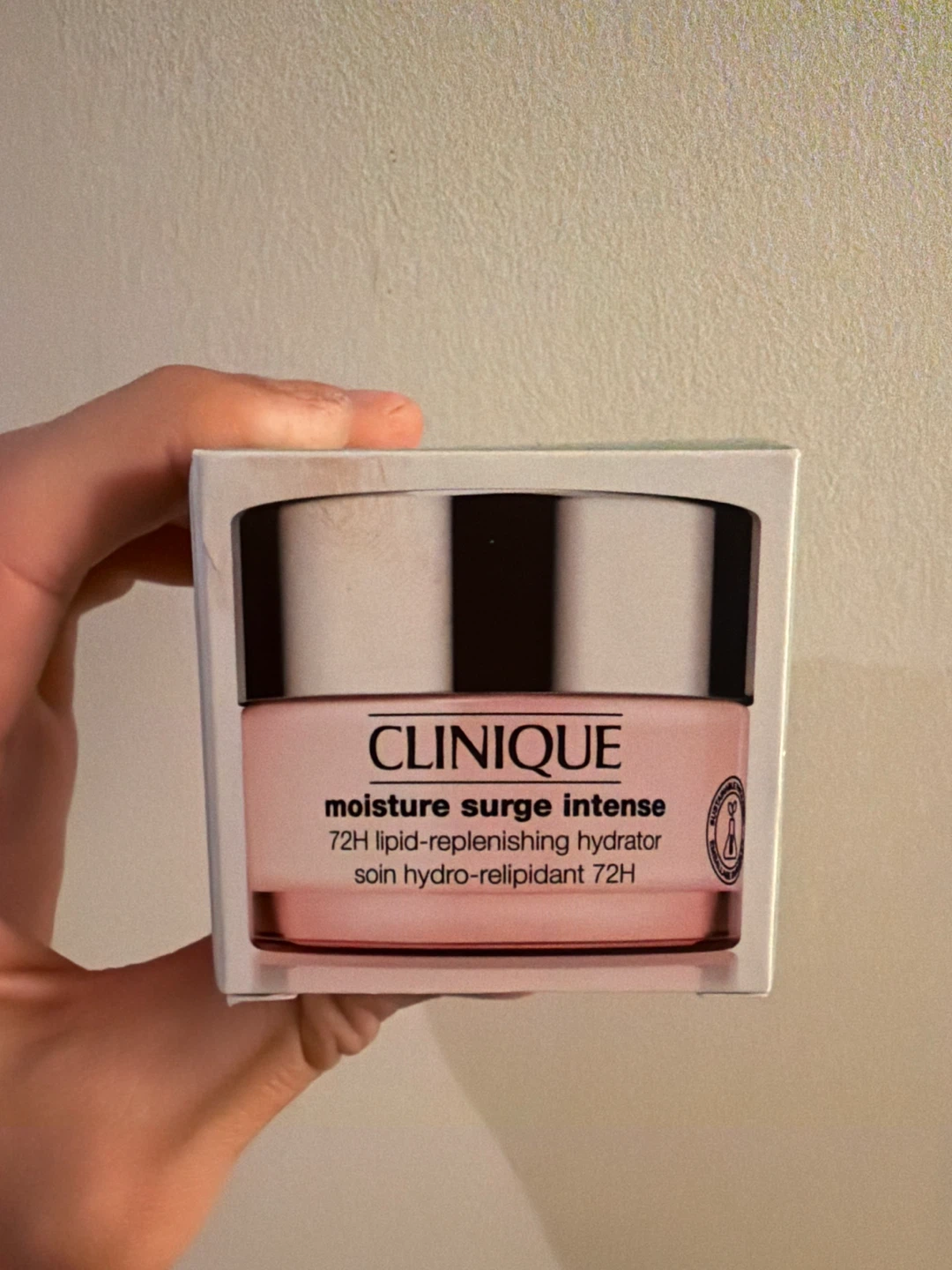 Clinique Moisture Surge Intense 72H Lipid-Replenishing Hydrator