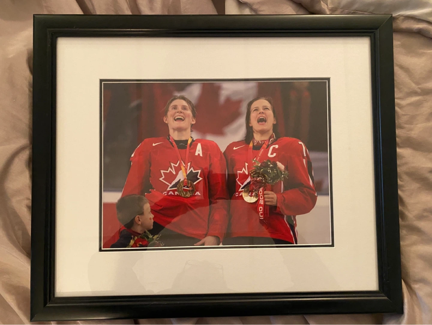 2 of Canadian 2006 Women’s Olympic Gold Photos - photo 2
