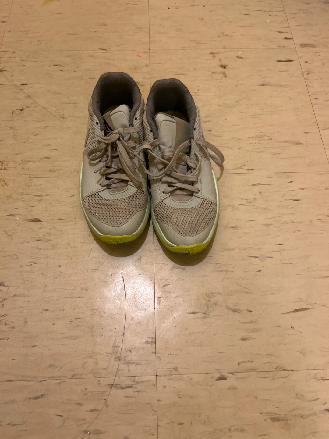 Gray and green jaw ones with no insoles