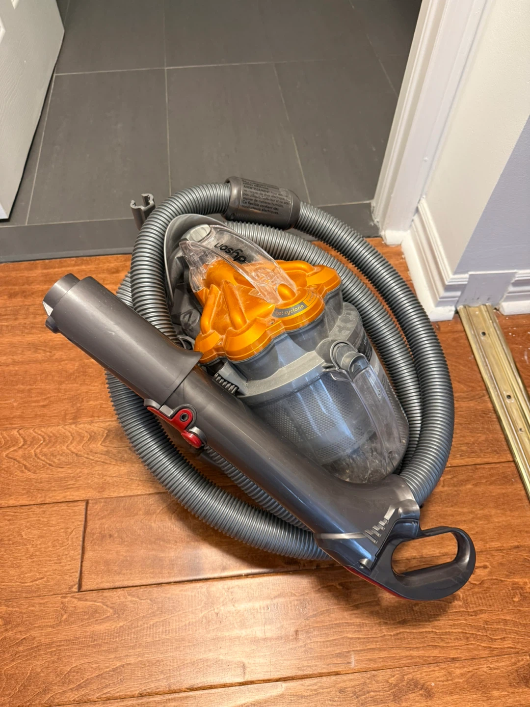 Dyson DC21 Vacuum Cleaner